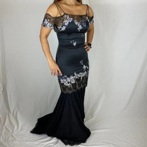NWT Mandalay Black Lace Mermaid Formal Gown $995 - Picture 9 of 11